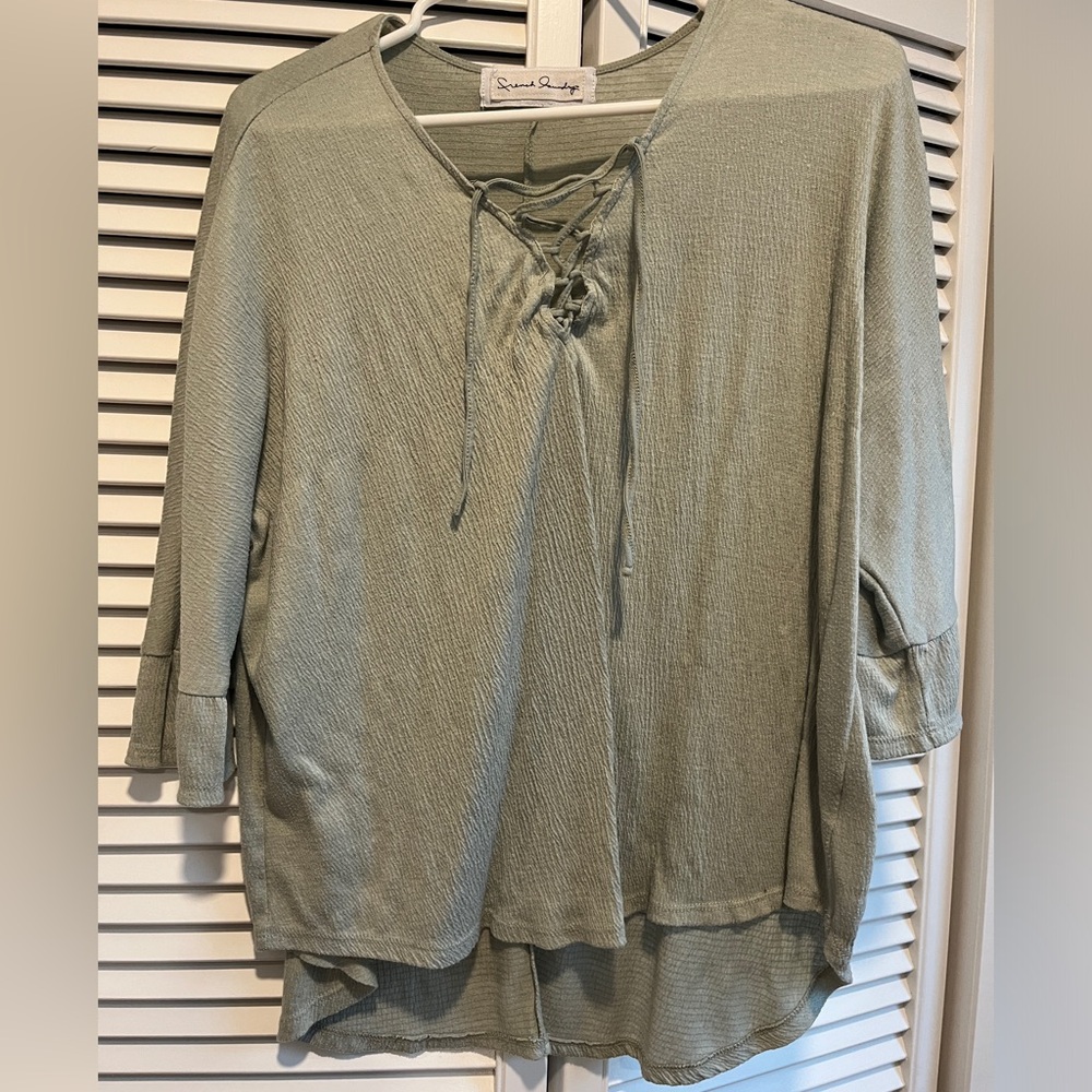 Women’s Casual Top